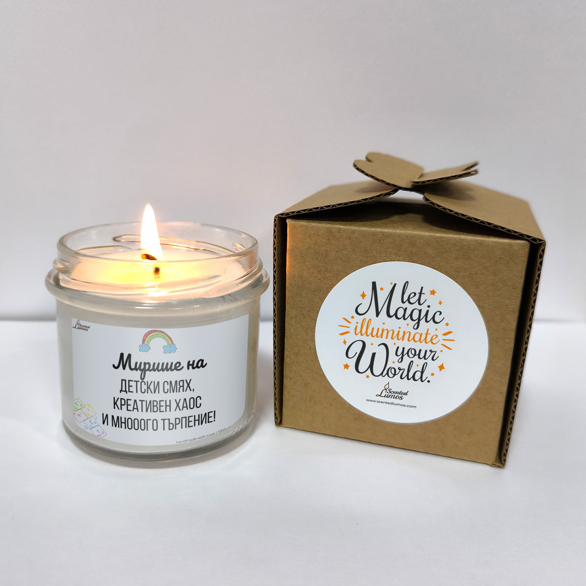 Мирише на детски смях, креативен хаос и много търпение Ароматна соева свещ за учител